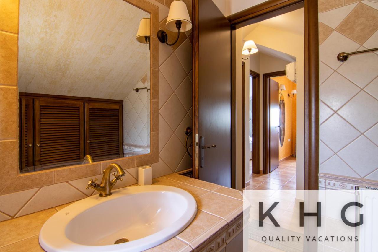 Villa Harmony In Lourdata Livathos  Zewnętrze zdjęcie
